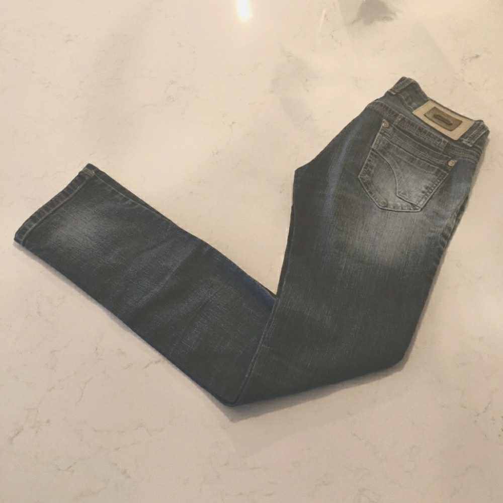 Low rise, skinny Brazilian jeans